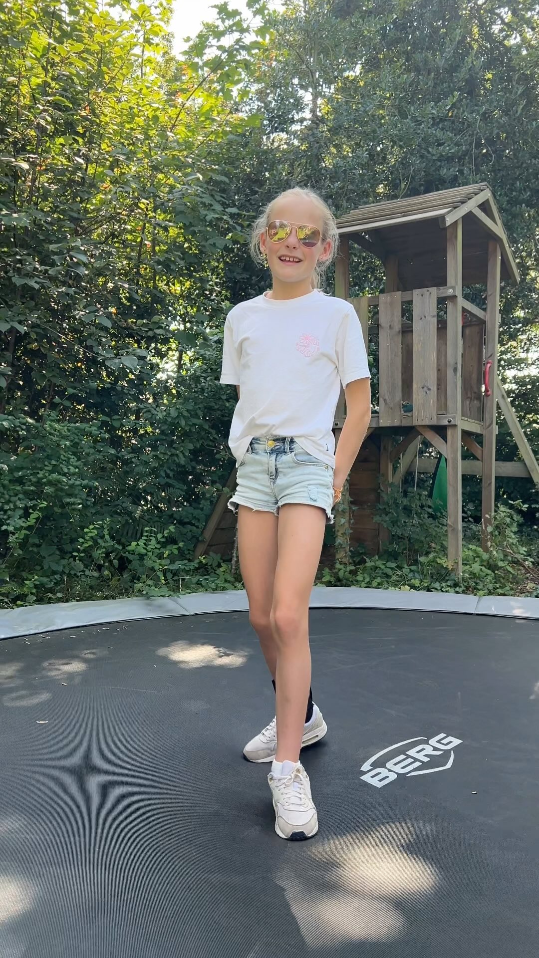 We gaan straks rijden met de Toverkar! Tijd voor ijs 💪👌😀

Locatie: Park Coendersborg (exacte GPS loc